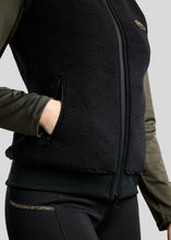 Montar MoEbba Q-Zip Teddy Pile Bodywarmer with Golden Quartz Details FW 26