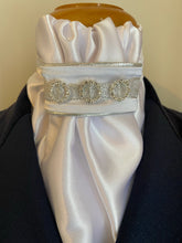 HHD White Satin Euro Stock Tie Jane in Silver