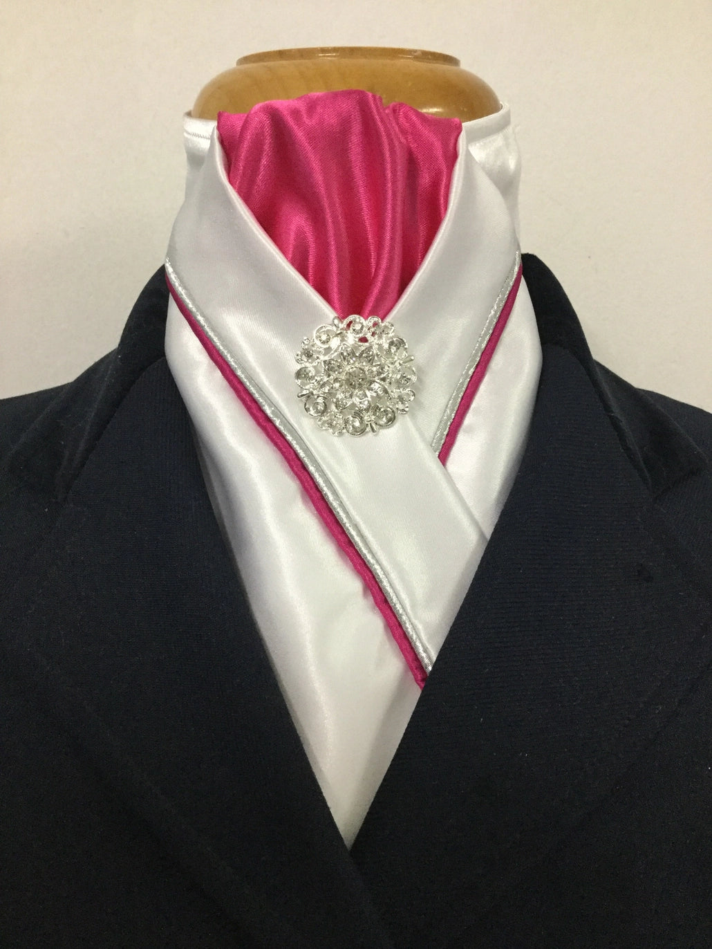 HHD White Satin Stock Tie Hot Pink & Silver